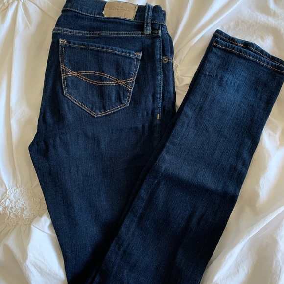 Abercrombie kids size 16 jeans - Picture 2 of 4